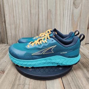 Mens Altra Outroad size 9.5 Wide Road Running Athletic Shoes